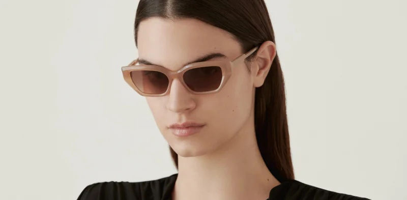 Okulary przeciwsłoneczne GIGI Studios 6667/8 REGINA