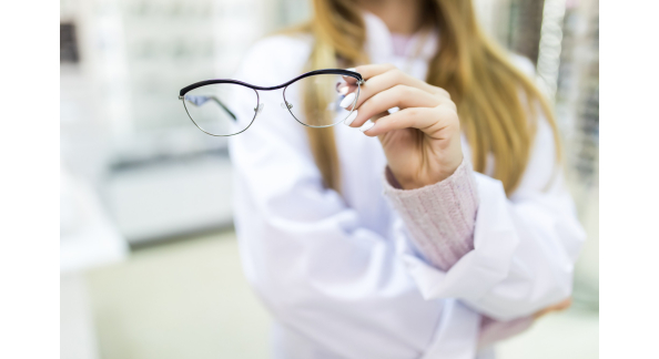 Ile jest ważna recepta na okulary?